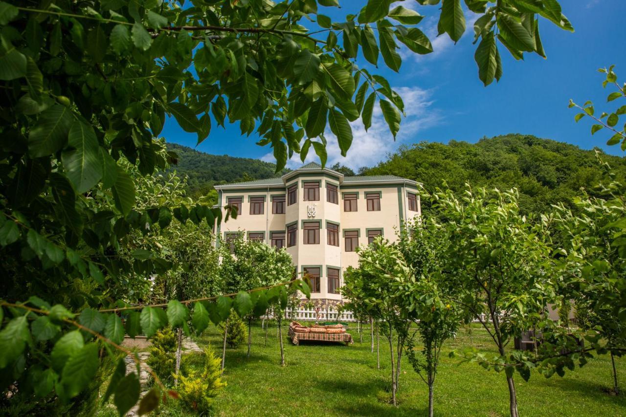White Boutique Hotel Qəbələ Zewnętrze zdjęcie