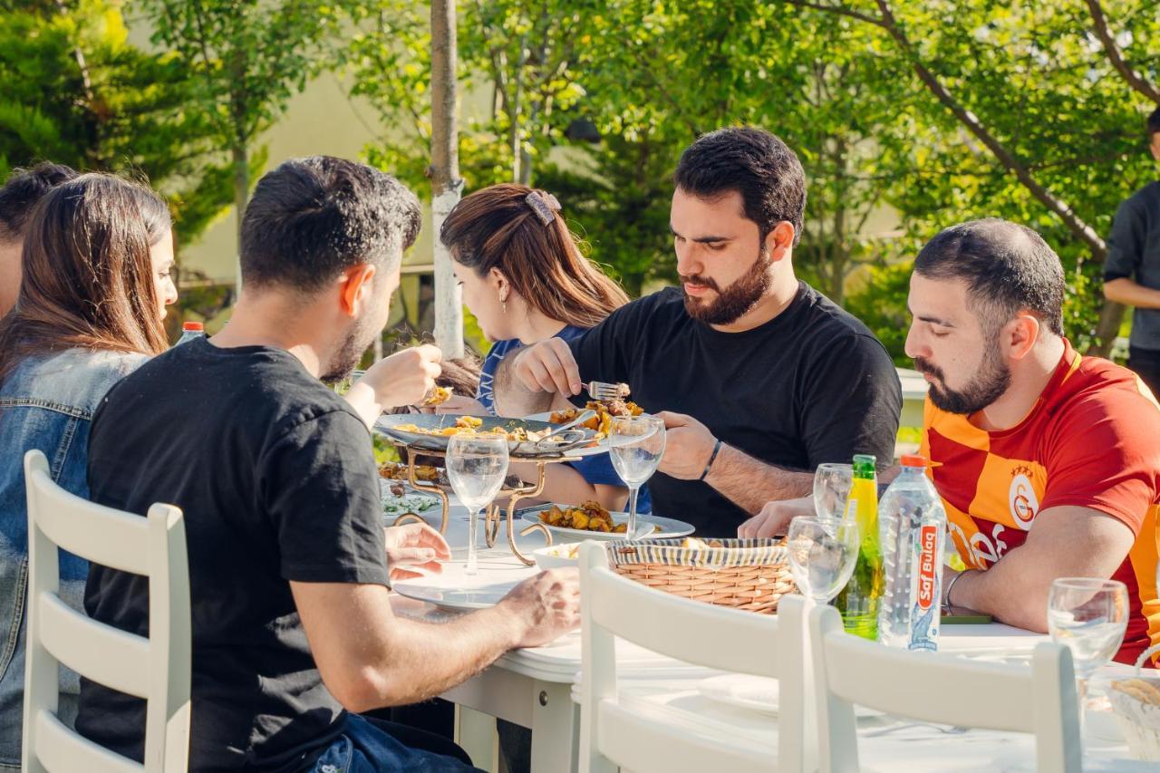 White Boutique Hotel Qəbələ Zewnętrze zdjęcie