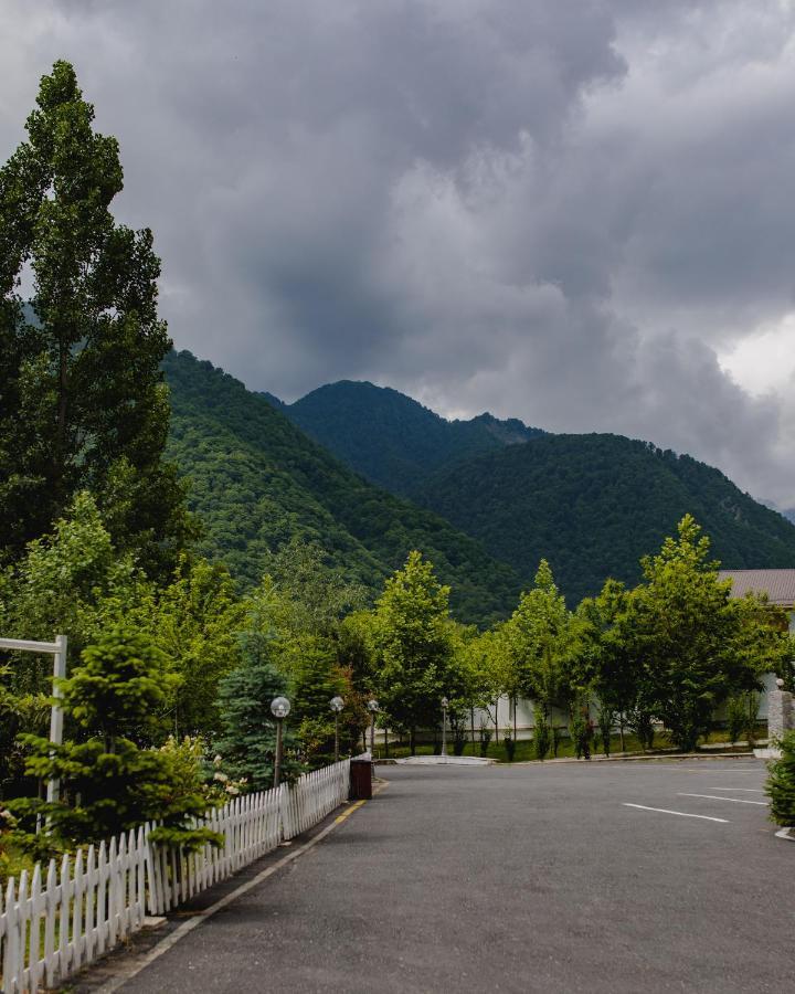 White Boutique Hotel Qəbələ Zewnętrze zdjęcie